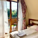 Pod Lipa 2 Bed & Breakfast 3*