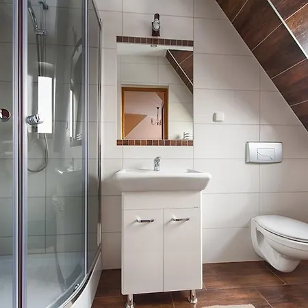 Nocleg ze śniadaniem Pod Lipą 2 3*