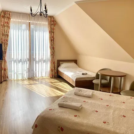 Pod Lipa 2 3* Białka