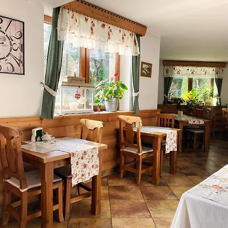 Couette-café Pod Lipa 2 3*