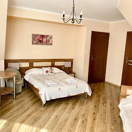 Bed & Breakfast Pod Lipa 2