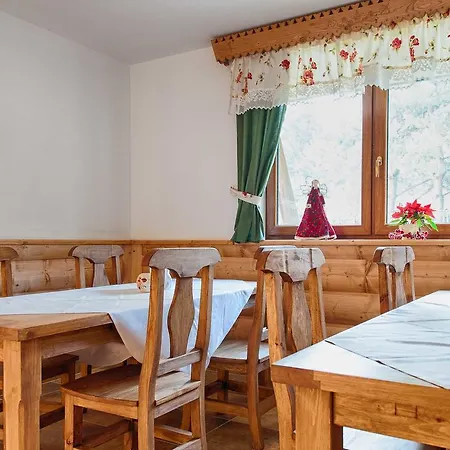 Pod Lipa 2 Bed & Breakfast *